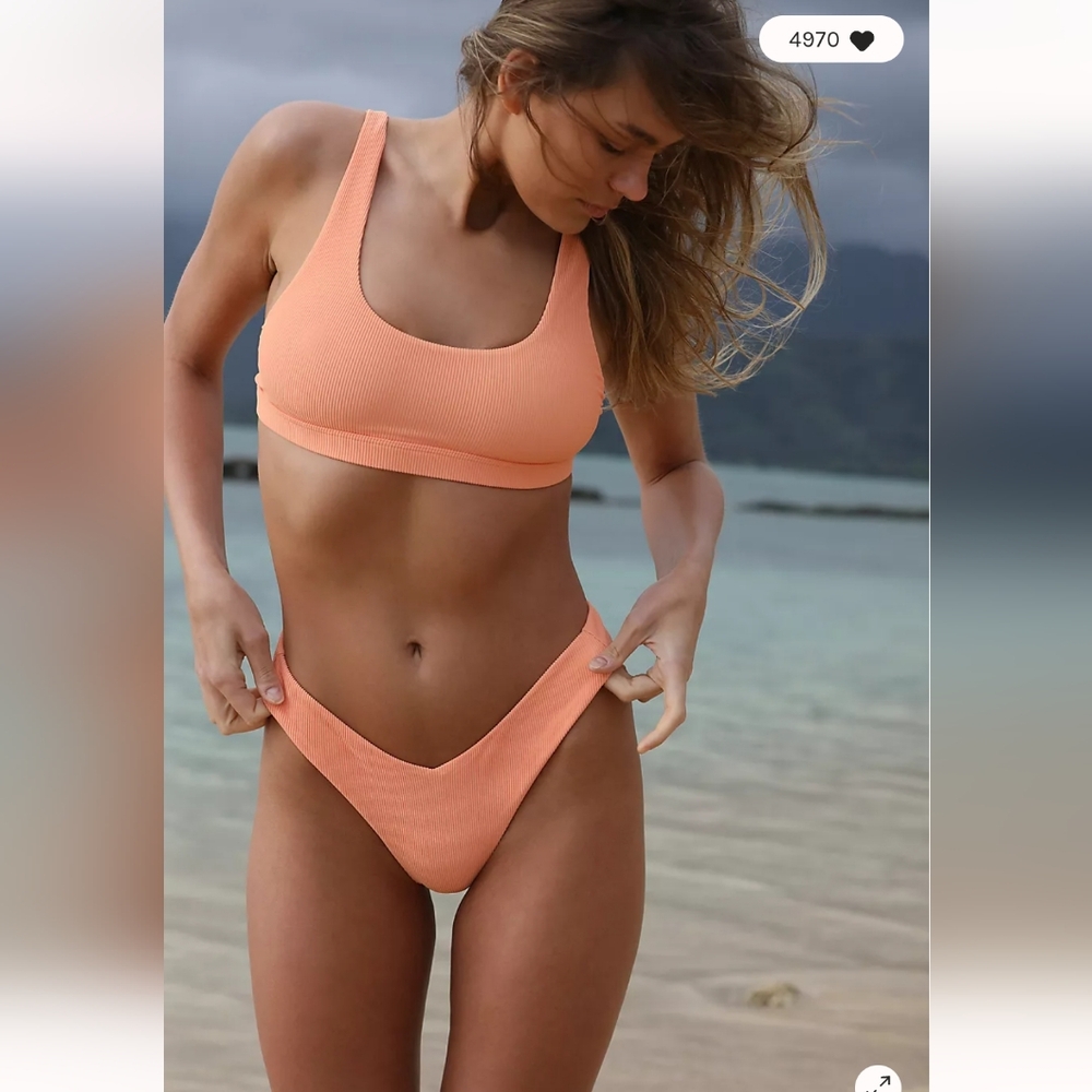 Beach riot bikini set
